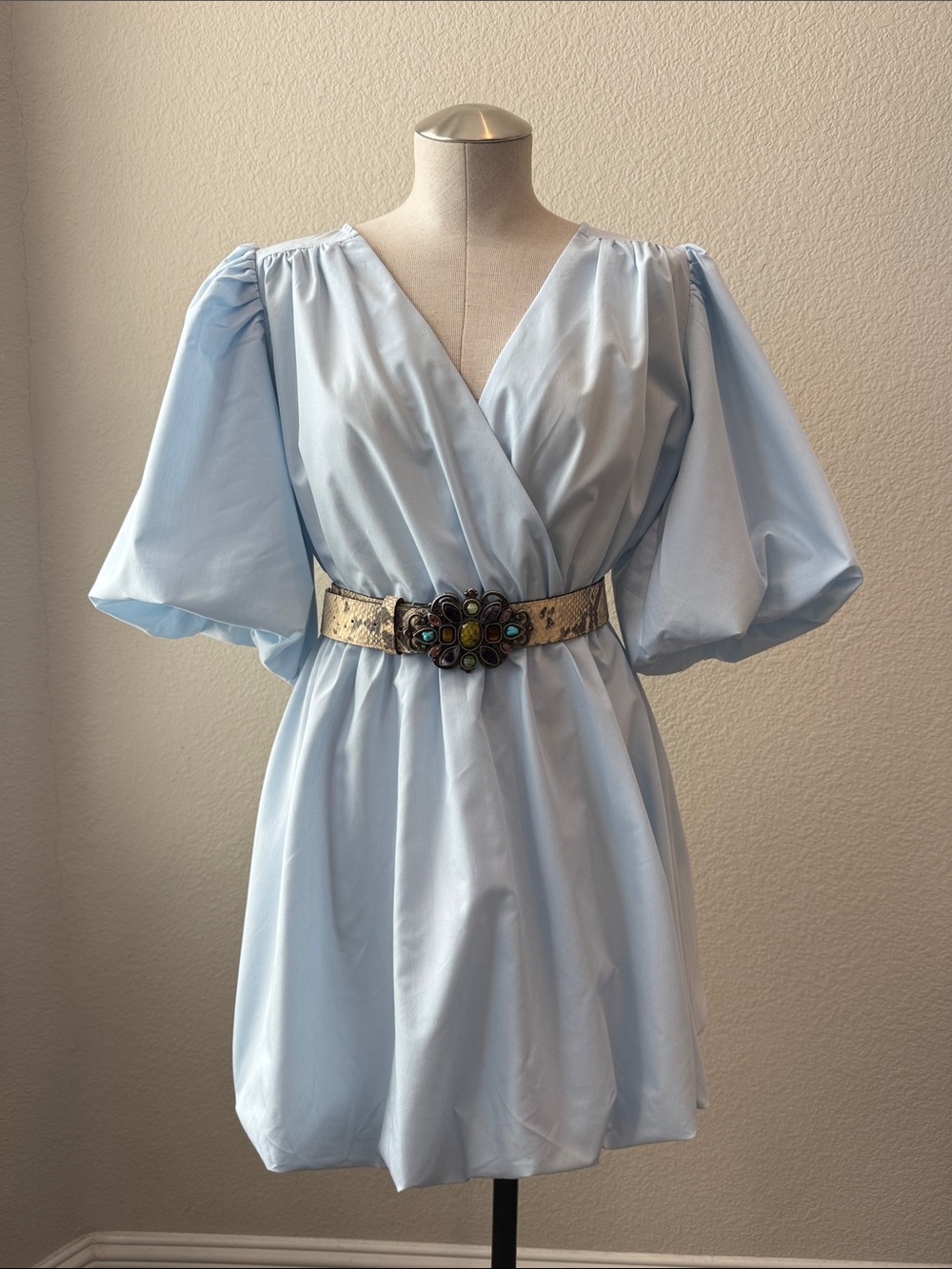 Entro Women's light blue dress